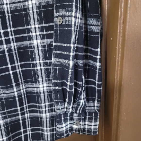 + D/c Jeans Penningtons black white plaid roll tab sleeves shirt - Picture 4 of 7